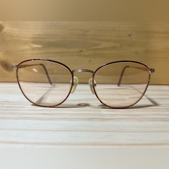 Vintage Logo Paris Gold Aviator Full Rim France Sunglasses Frames 145 626 55-18 - Picture 2 of 8